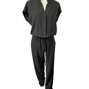 Aritzia Babaton BLack Jumpsuit size extra small
